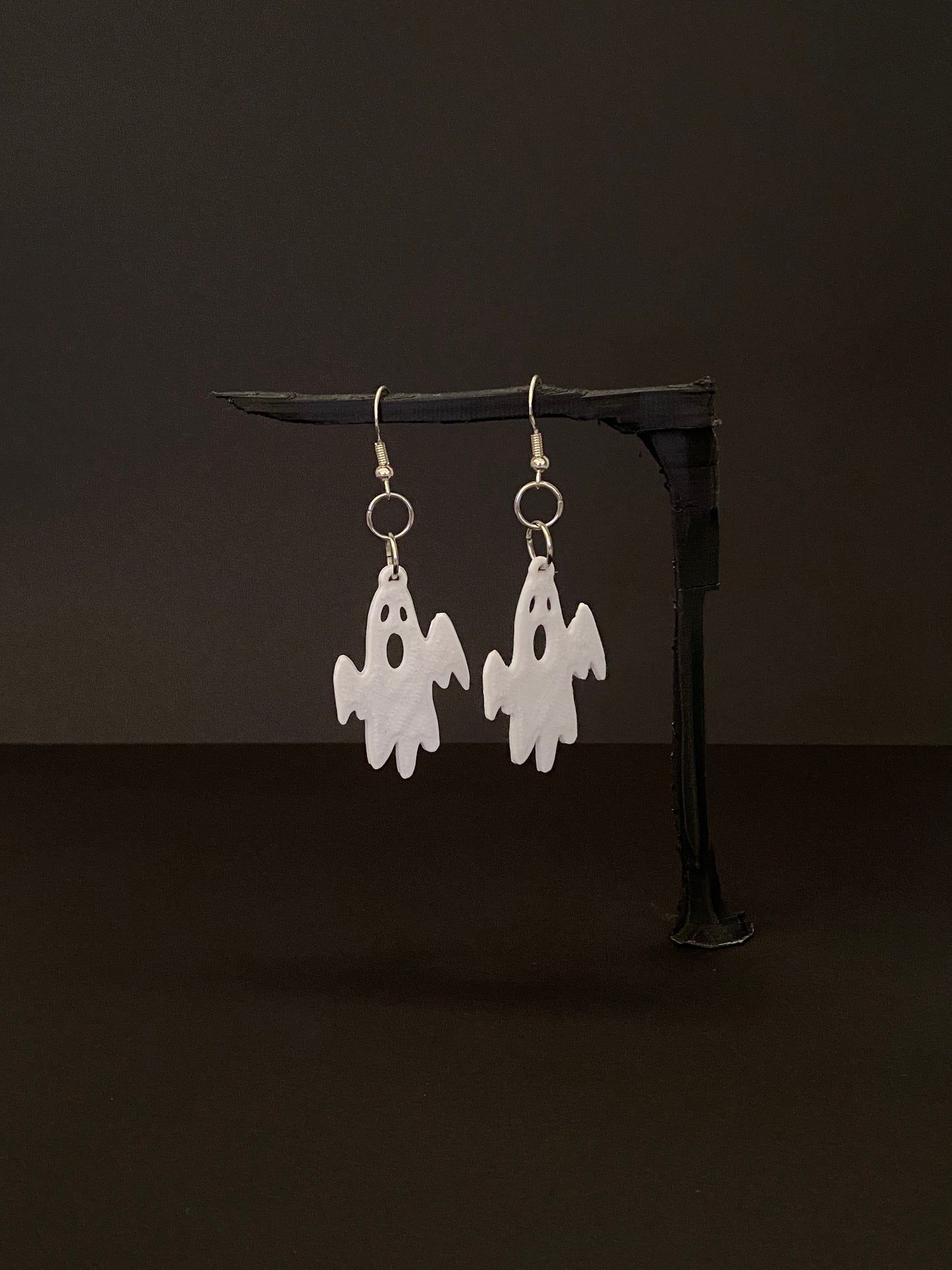 Ghost Earrings - Artes Muertos