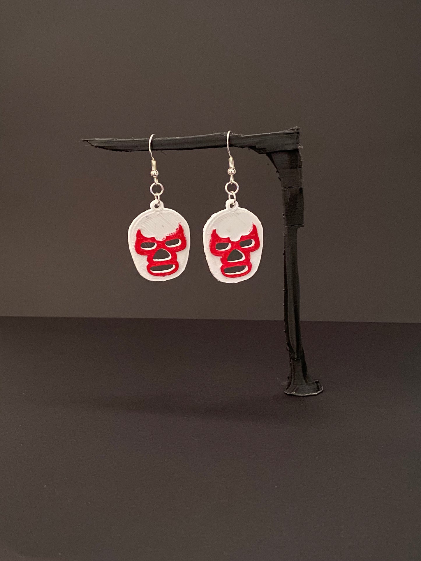 Luchador Earrings Red/White - Artes Muertos